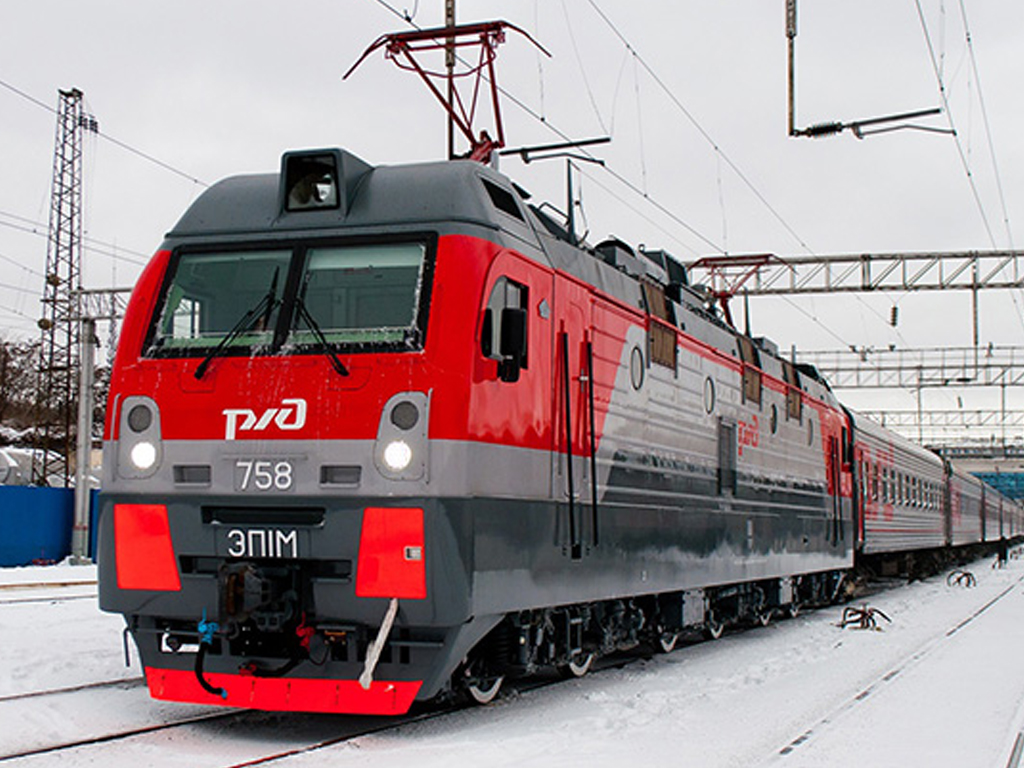 Поезда «Лыжная стрела» начинают курсировать в направлении горнолыжных курортов Сочи