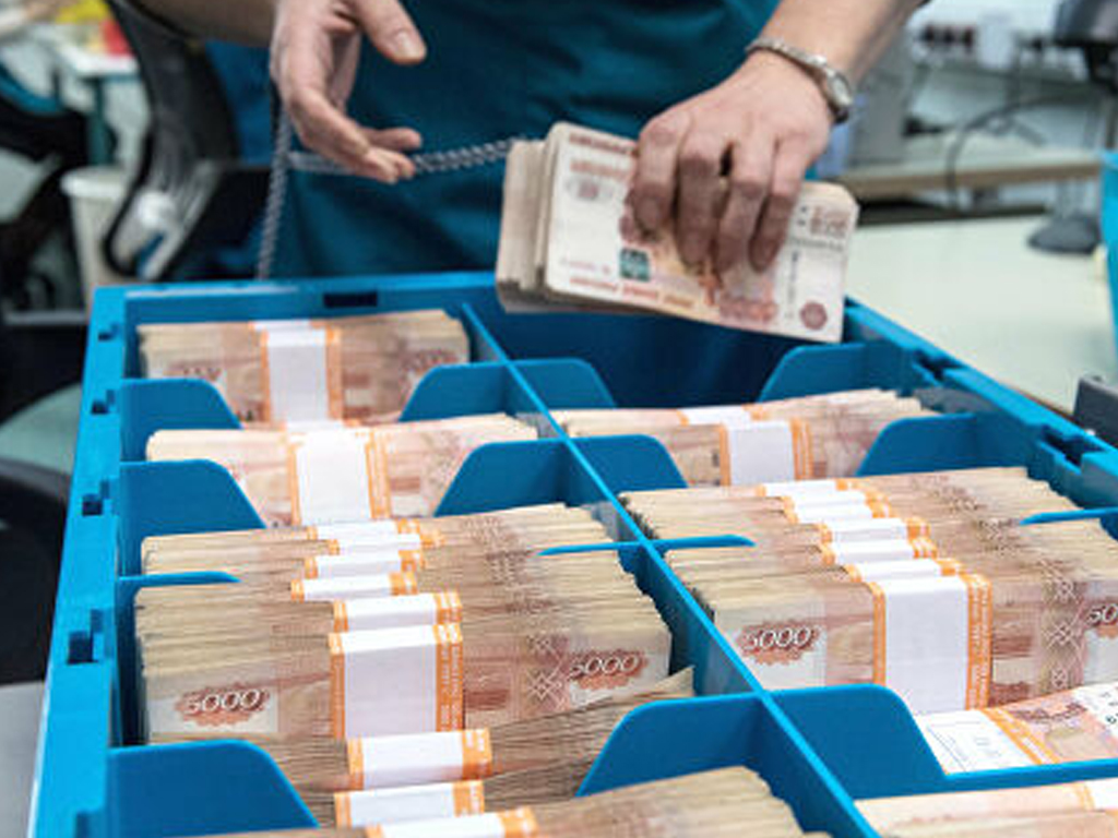 В Сочи продавец магазина за 5 месяцев наворовал из кассы 200 тысяч рублей