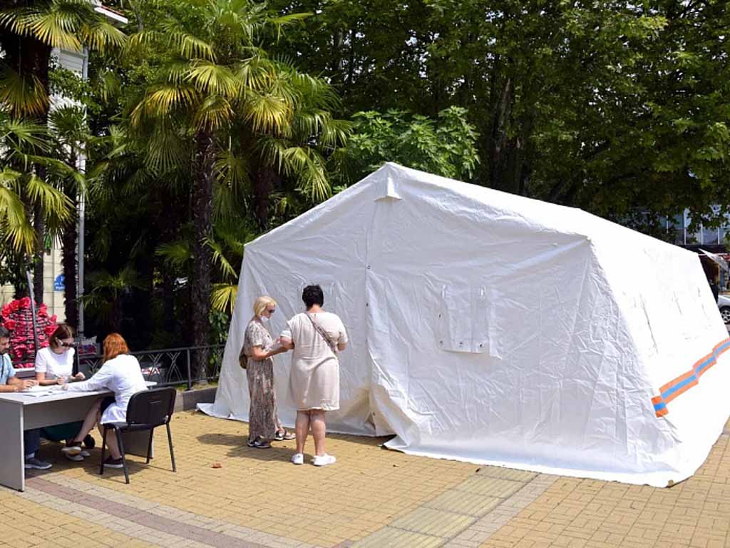 Мэр Сочи: На курорте планируют открыть пункты вакцинации на рынке, в цирке и в санаториях