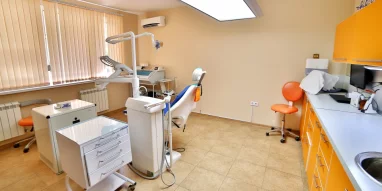 Стоматологическая клиника Зубы за один день фотография 3