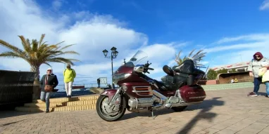 Компания по проведению экскурсий на кабриолетах и круизных мотоциклах Mototaxi.Sochi фотография 4