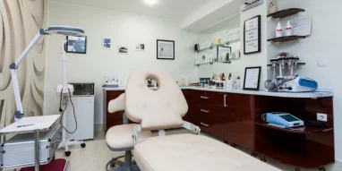 Клиника современной косметологии и стоматологии Алюксстом фотография 2