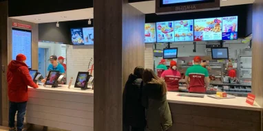 Ресторан быстрого обслуживания KFC на улице Горького фотография 1